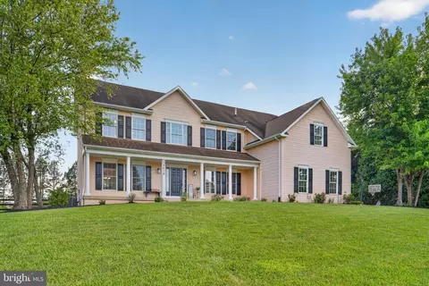 18616 Foggy Bottom Rd, Bluemont, VA 20135