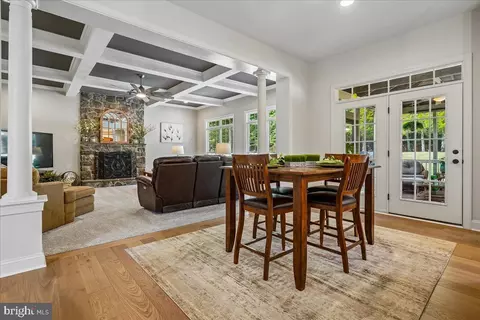 Dining - 22487 Pine Top Ct, Ashburn, VA 20148 photo 4 of 4