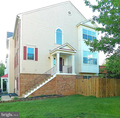 21610 Monmouth Ter, Ashburn, VA 20147