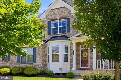 13506 Eagles Rest Dr, Leesburg, VA 20176