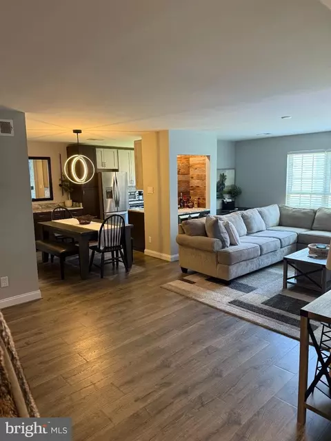 1101 Huntmaster Ter NE #201, Leesburg, VA 20176