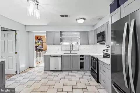 Kitchen - 103 N Johnson Rd, Sterling, VA 20164 photo 1 of 2