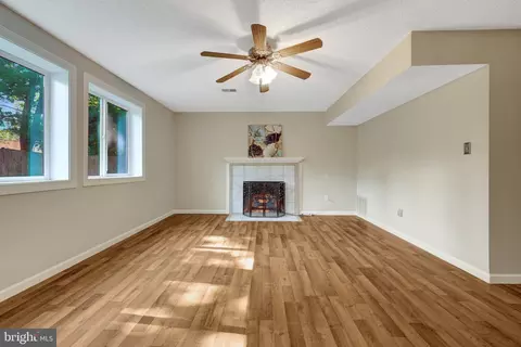 Living - 254 E Juniper Ave E, Sterling, VA 20164 photo 7 of 8