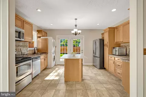 Kitchen - 254 E Juniper Ave E, Sterling, VA 20164 photo 1 of 4