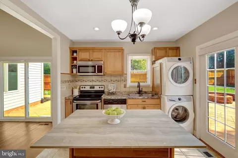 Other - 254 E Juniper Ave E, Sterling, VA 20164 photo 7 of 16