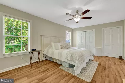 Bedroom - 254 E Juniper Ave E, Sterling, VA 20164 photo 4 of 7