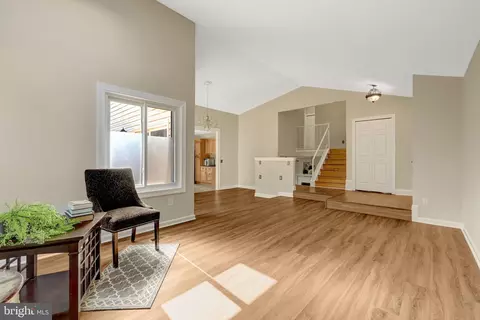Living - 254 E Juniper Ave E, Sterling, VA 20164 photo 3 of 8