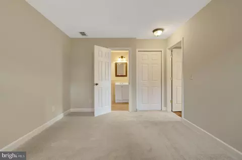 Bedroom - 254 E Juniper Ave E, Sterling, VA 20164 photo 2 of 7