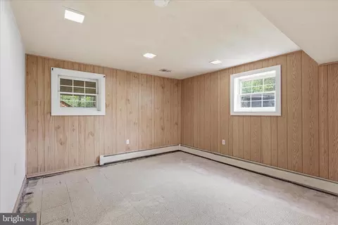 Other - 403 E Laurel Ave, Sterling, VA 20164 photo 5 of 14