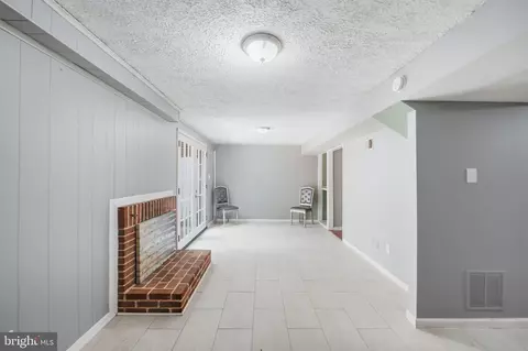 1072 Tottenham Ct, Sterling, VA 20164 photo 30