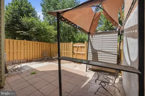 1072 Tottenham Ct, Sterling, VA 20164 photo 33