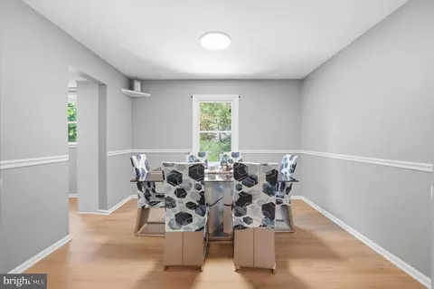 1072 Tottenham Ct, Sterling, VA 20164 photo 9