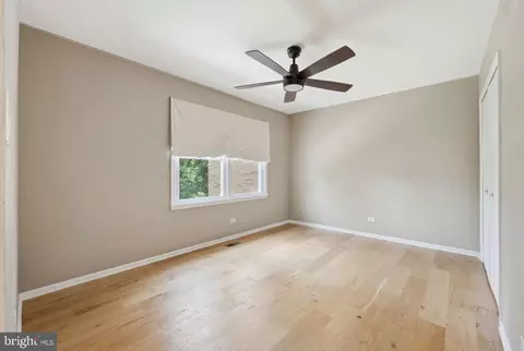 1072 Tottenham Ct, Sterling, VA 20164 photo 17