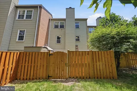 1072 Tottenham Ct, Sterling, VA 20164 photo 35