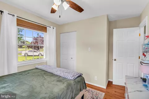 Bedroom - 101 W Beech Rd, Sterling, VA 20164 photo 5 of 7