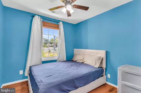 Bedroom - 101 W Beech Rd, Sterling, VA 20164 photo 3 of 7