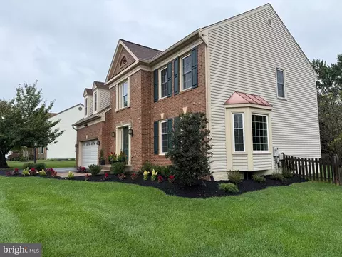 43204 Wayside Cir, Ashburn, VA 20147 photo 3