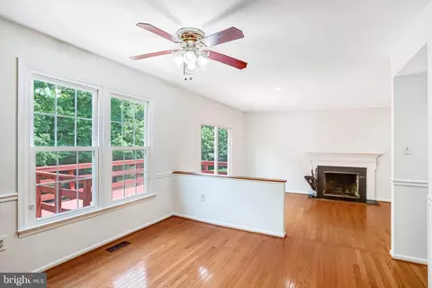 Living - 124 Environs Rd, Sterling, VA 20165 photo 1 of 11
