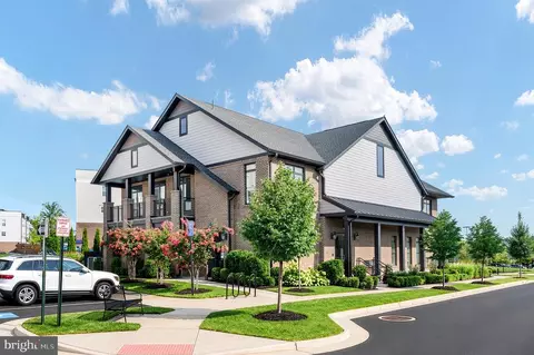 Exterior - 20878 Murry Falls Ter, Ashburn, VA 20147 photo 2 of 8