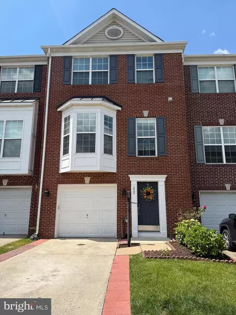 229 Hawks View Sq SE, Leesburg, VA 20175