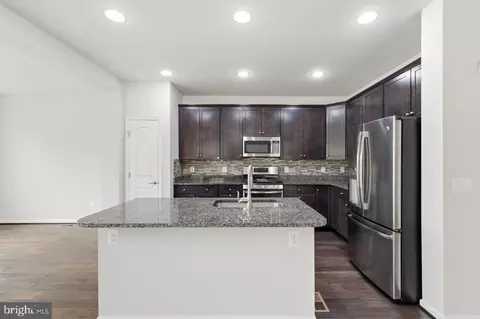 25288 Arrowroot Ter, Chantilly, VA 20152 photo 15