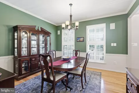 Dining - 21495 Tithables Cir, Broadlands, VA 20148 photo 2 of 3