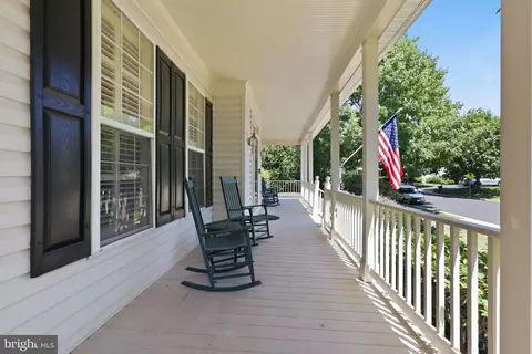 Exterior - 21495 Tithables Cir, Broadlands, VA 20148 photo 2 of 6