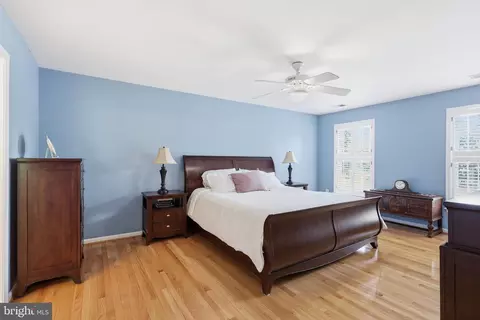 Bedroom - 21495 Tithables Cir, Broadlands, VA 20148 photo 7 of 14