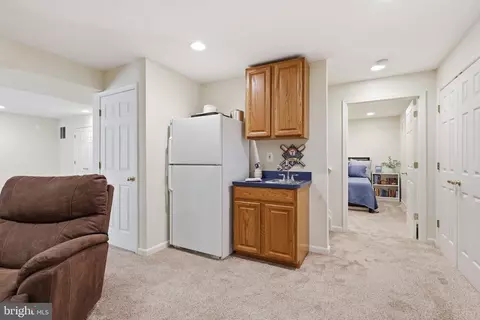 Entry Way - 21495 Tithables Cir, Broadlands, VA 20148 photo 4 of 4