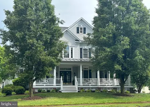 42989 Mill Park Ct, Leesburg, VA 20176
