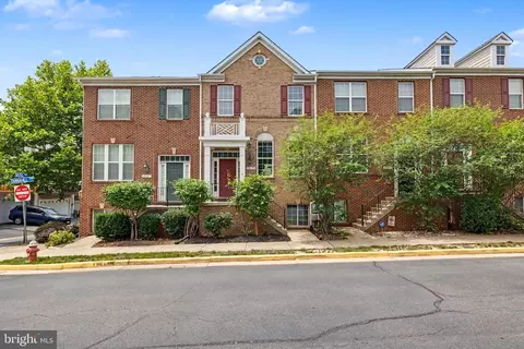 20655 Tannahill Ter, Ashburn, VA 20147