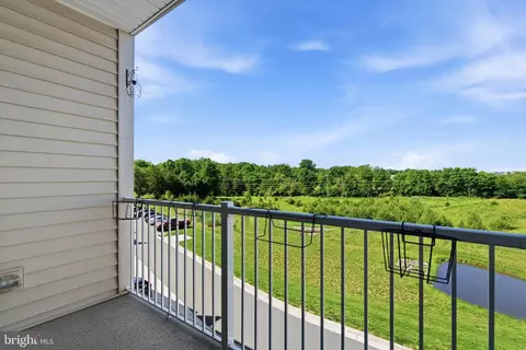 Exterior - 23575 Waterford Downs Ter, Ashburn, VA 20148 photo 2 of 5