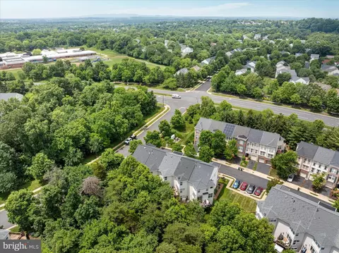 View/Area - 21436 Falling Rock Ter, Broadlands, VA 20148 photo 7 of 14