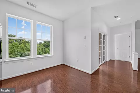 Entry Way - 20580 Hope Spring Ter #204, Ashburn, VA 20147 photo 2 of 4