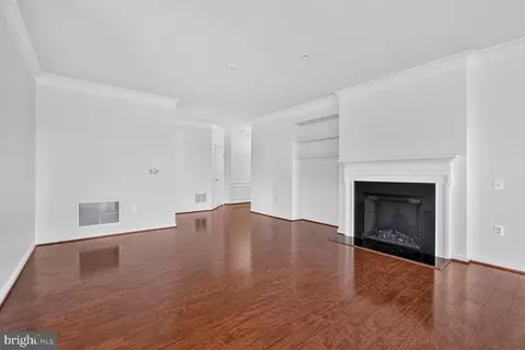 Living - 20580 Hope Spring Ter #204, Ashburn, VA 20147 photo 3 of 7
