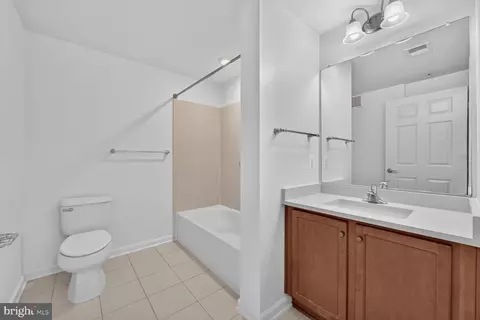 Bath - 20580 Hope Spring Ter #204, Ashburn, VA 20147 photo 2 of 2