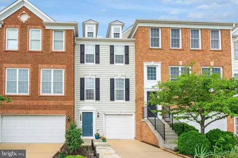 42703 Wilmar Sq, Broadlands, VA 20148