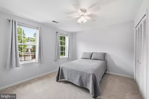 Bedroom - 20363 Flushing Meadows Ct, Ashburn, VA 20147 photo 3 of 6