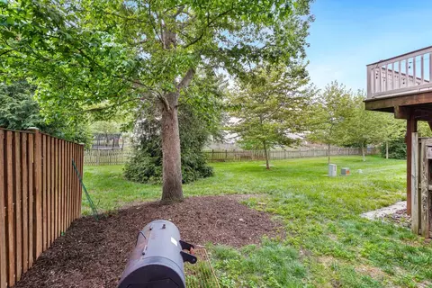 Exterior - 43533 Laidlow St, Chantilly, VA 20152 photo 3 of 3