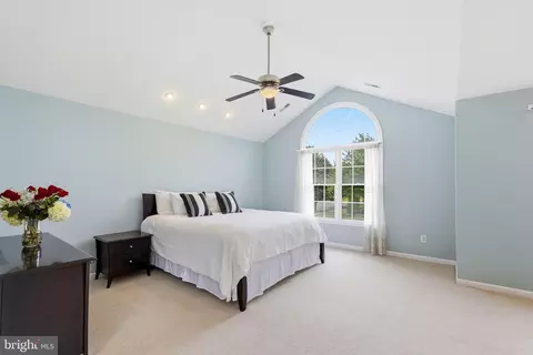 Bedroom - 43648 Intrepid St, Chantilly, VA 20152 photo 1 of 18