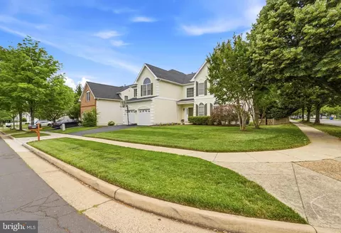 Other - 43648 Intrepid St, Chantilly, VA 20152 photo 34 of 34