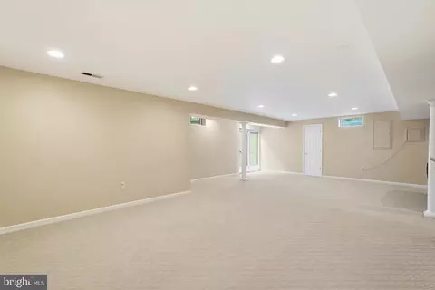 Other - 43648 Intrepid St, Chantilly, VA 20152 photo 18 of 34