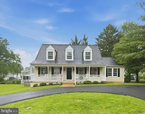510 W L St, Purcellville, VA 20132