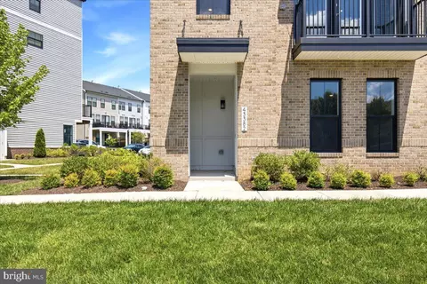 Other - 43382 Farringdon Sq, Broadlands, VA 20148 photo 1 of 13