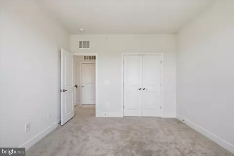 Bedroom - 43382 Farringdon Sq, Broadlands, VA 20148 photo 5 of 5