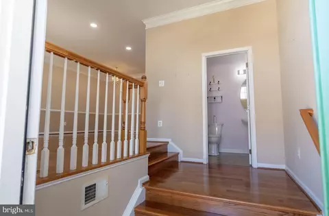 Entry Way - 43723 Banshee Heights Ter, Ashburn, VA 20148 photo 2 of 2