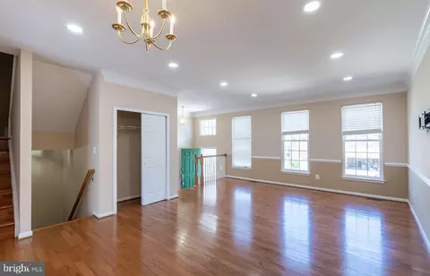 Living - 43723 Banshee Heights Ter, Ashburn, VA 20148 photo 1 of 2
