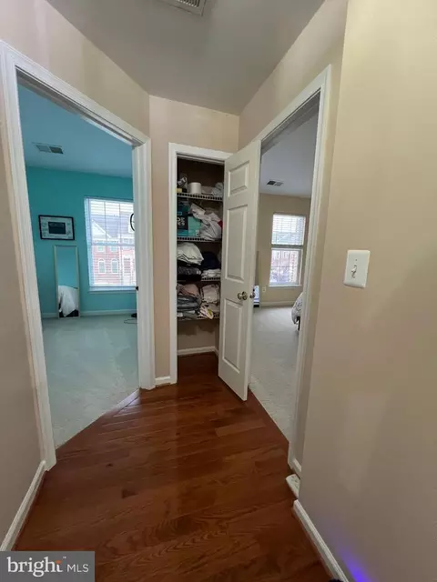 Entry Way - 43723 Banshee Heights Ter, Ashburn, VA 20148 photo 4 of 6