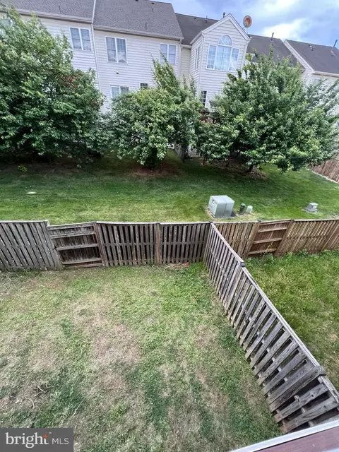 Exterior - 43723 Banshee Heights Ter, Ashburn, VA 20148 photo 4 of 4