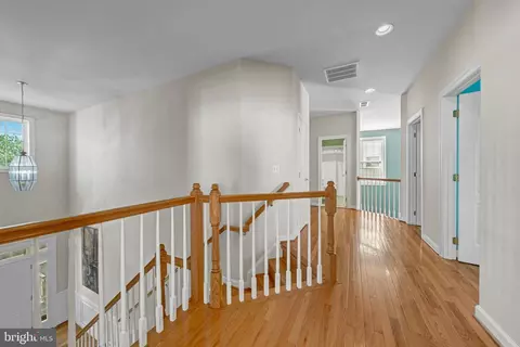 Entry Way - 42654 Frontier Dr, Brambleton, VA 20148 photo 6 of 8